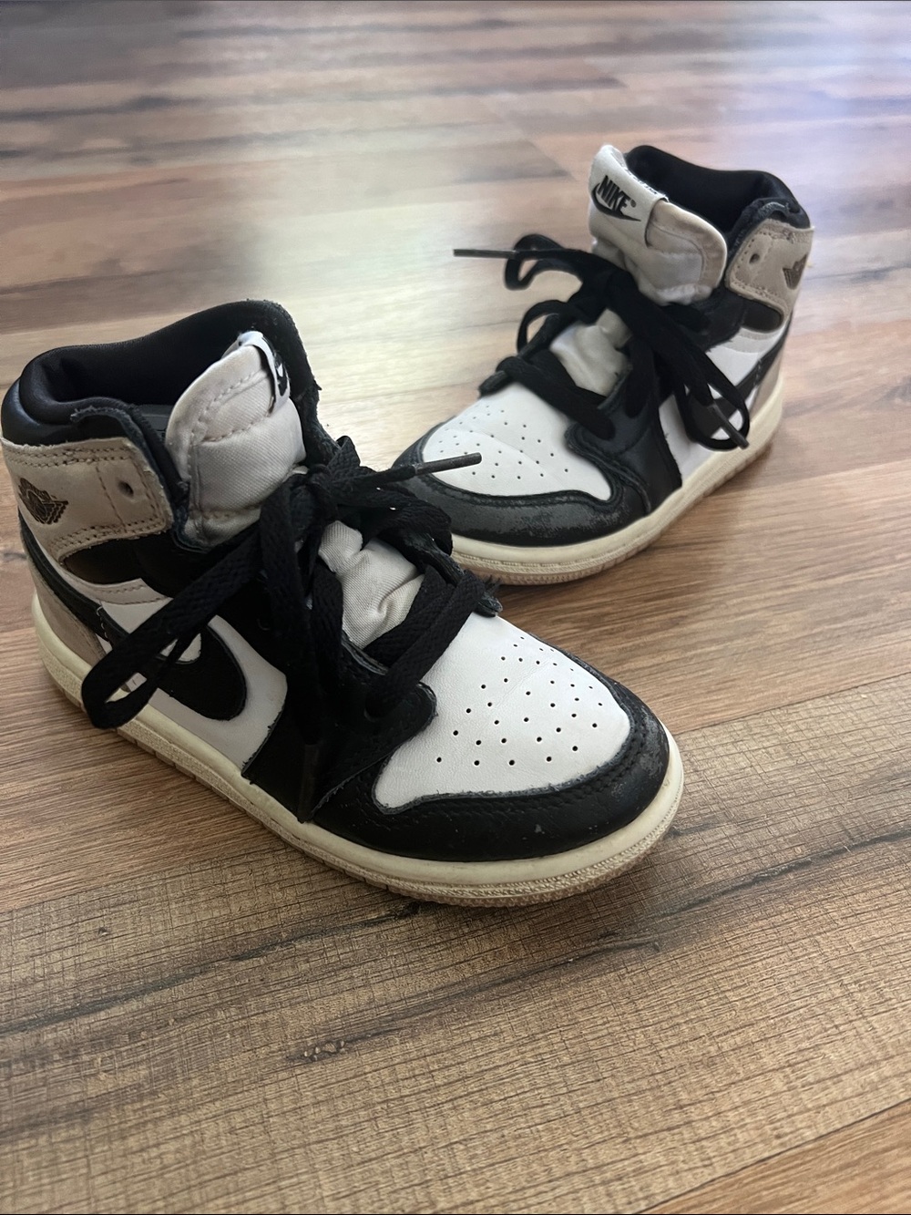Nike Air Jordan 1 OG Retro High Latte toddler boys size 9C